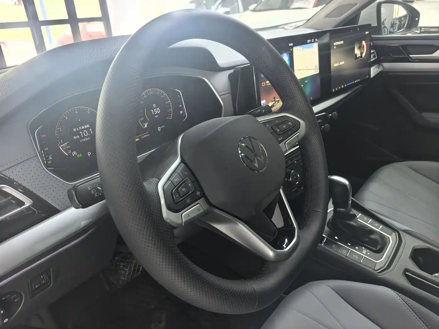 Volkswagen Lavida 2023 Facelift 1.5L Automatic 5 Million Edition фото 18