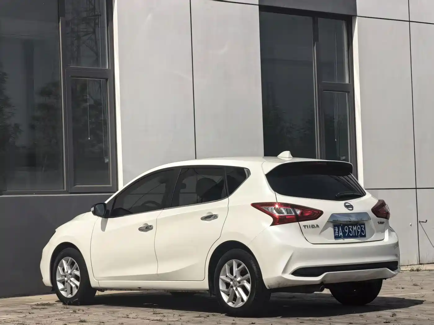 Nissan Tiida, миниатюра 8