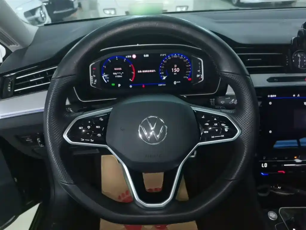 Volkswagen Magotan 2023 Model 2 Million Commemorative Edition 330TSI DSG Luxury фото 11