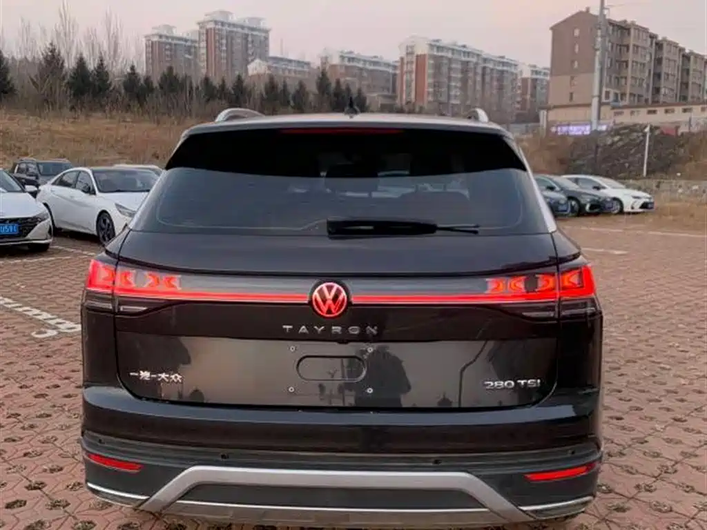 Volkswagen Tayron 2023 280TSI 2WD Luxury Plus Advanced Edition фото 4