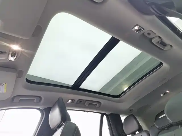 Фото 7 - Volvo XC90