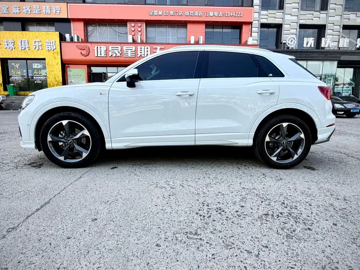 Audi Q3 2023 35 TFSI Fashion Dynamic (1.4T) фото 8