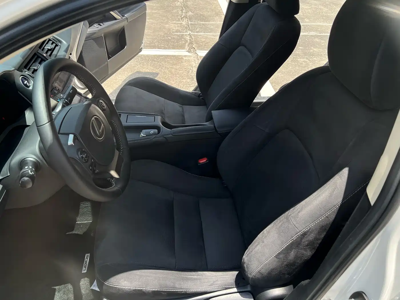 Lexus CT 2017 CT200h Elite Edition Monochrome China V фото 17