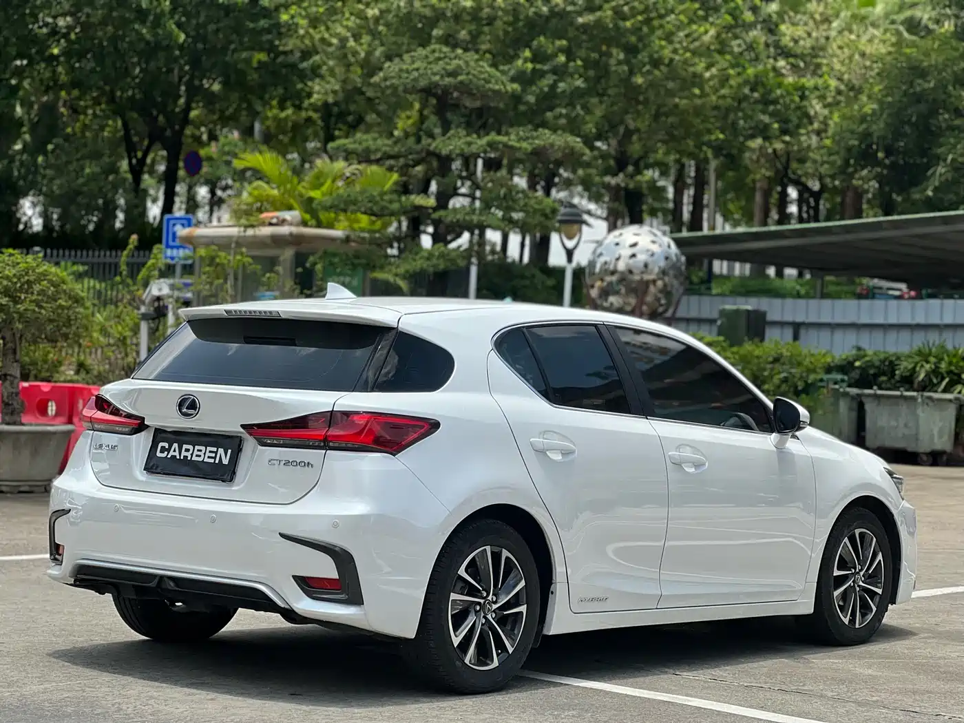 Lexus CT 2017 CT200h Elite Edition Monochrome China V фото 5