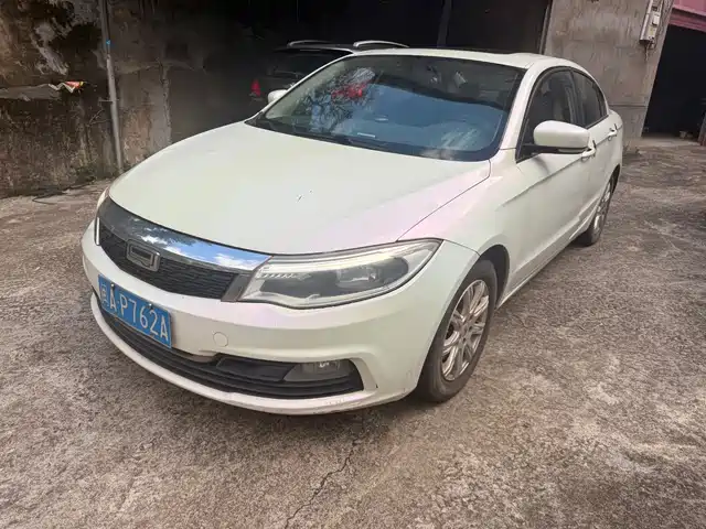  Qoros Qoros 3 2016 Sedan 1.6L Automatic Zhiyue