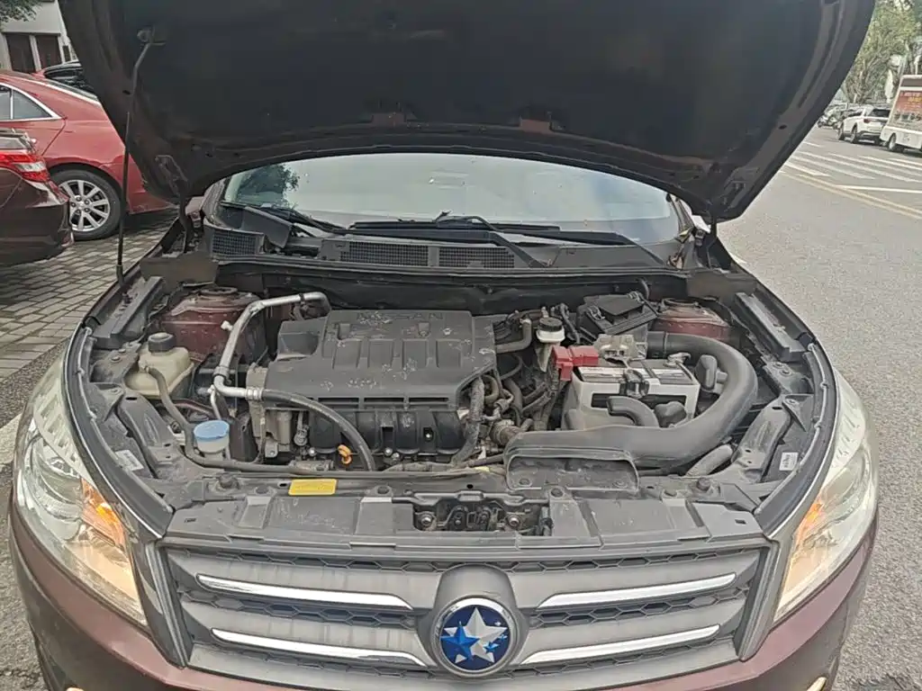 Venucia T70 2016 2015 1.6L Manual Ruixing Edition