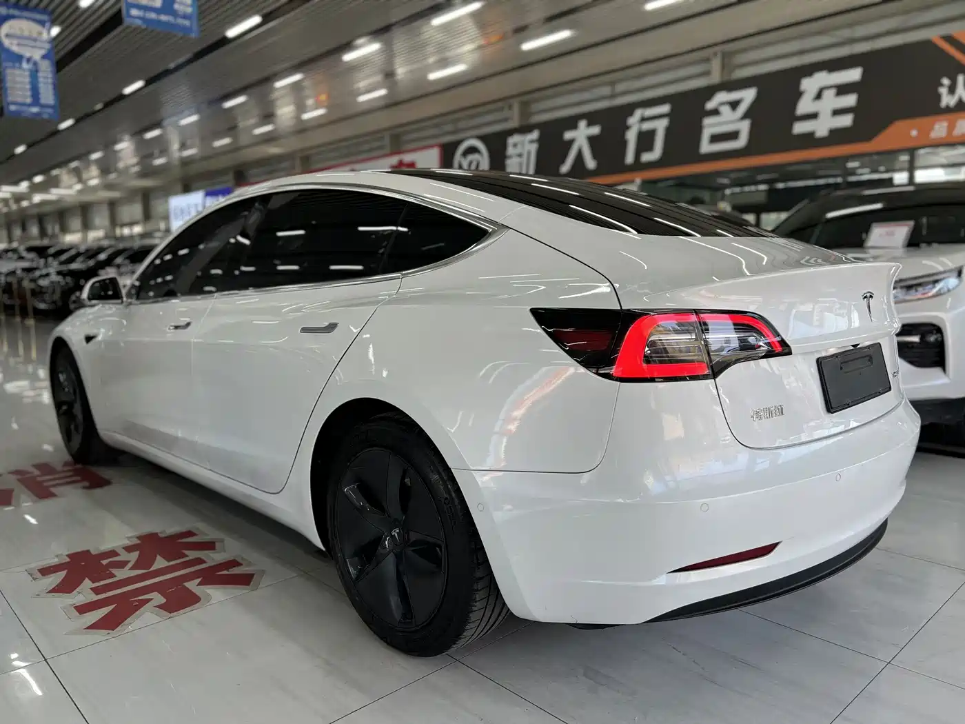 Tesla Model 3 2020 2019 Standard Range Rear-Wheel Drive Upgrade