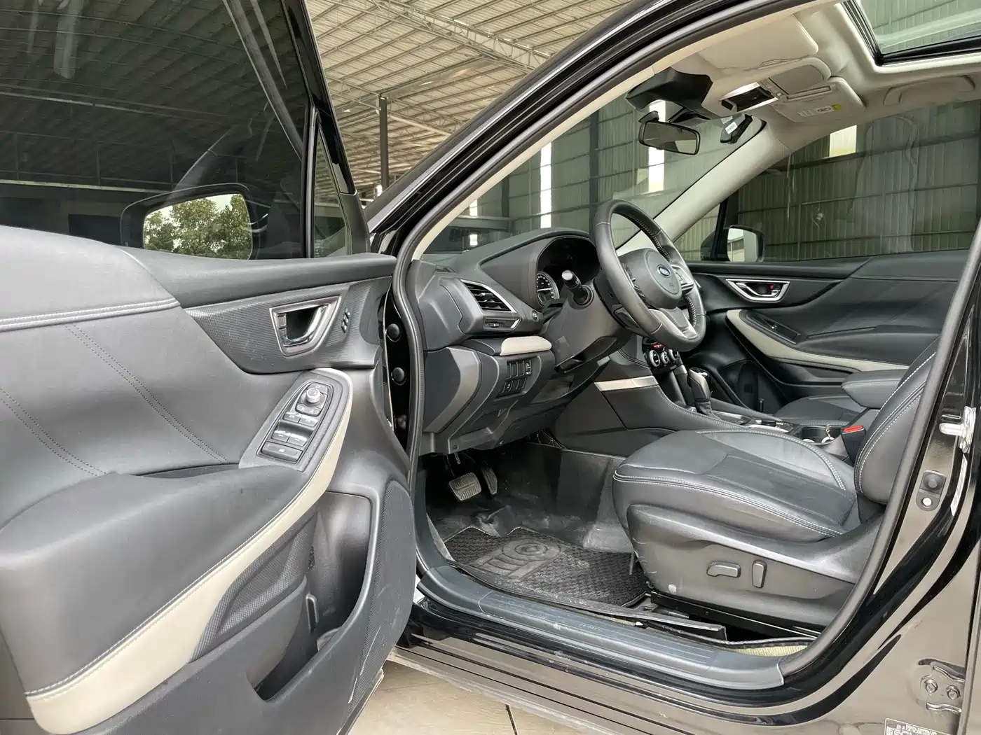 Subaru Forester 2022 2.0i AWD Luxury Edition with EyeSight фото 17