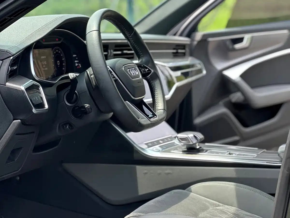 Audi A6L 2020 55 TFSI quattro Flagship Dynamic фото 10
