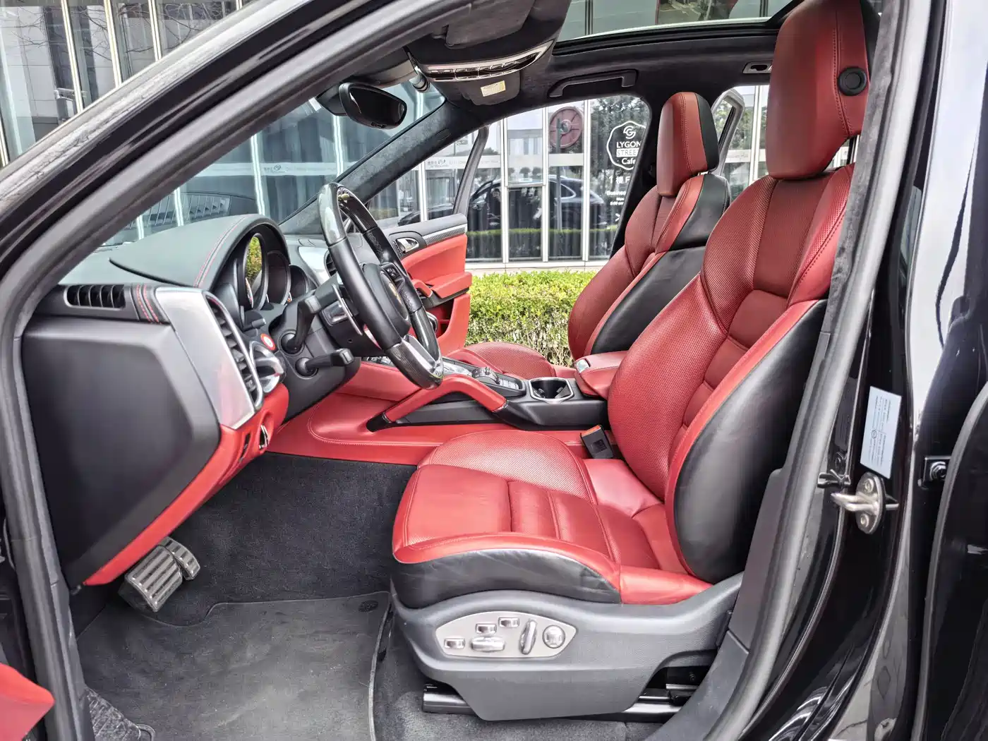 Porsche Cayenne 2015 Cayenne Turbo 4.8T фото 15
