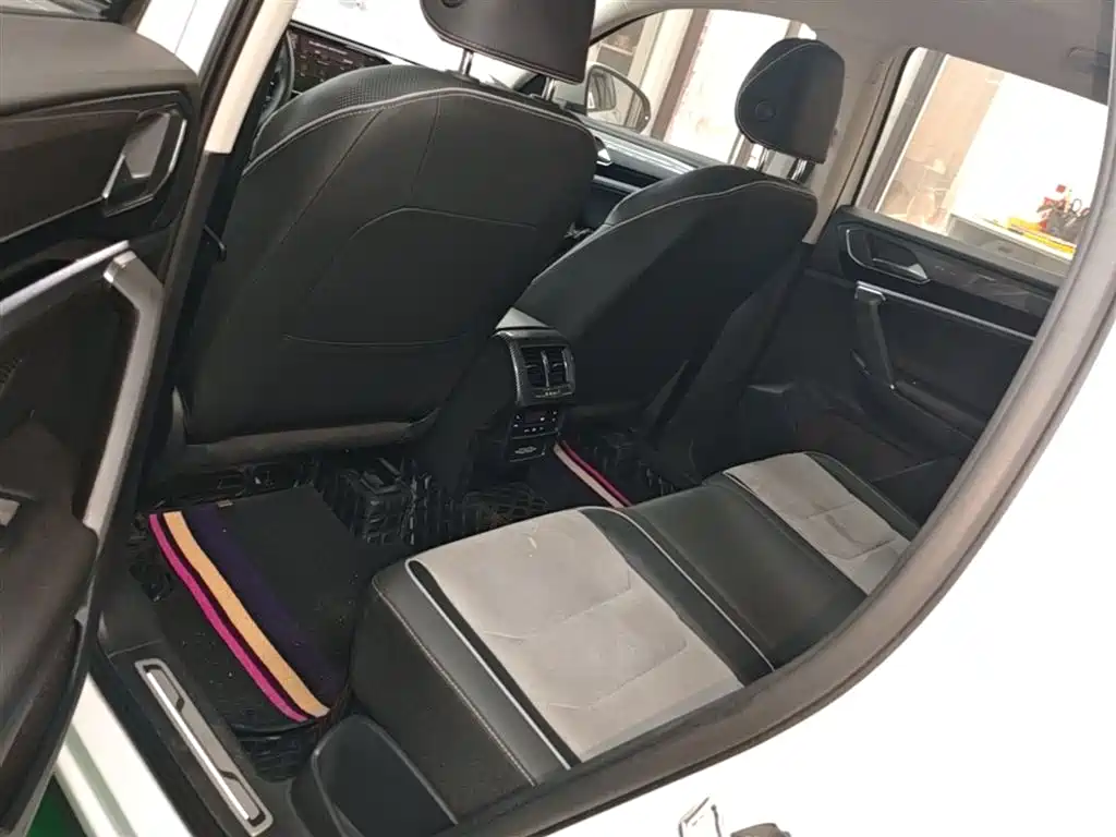 Volkswagen Tayron X 2020 330TSI 2WD Premium Smart Edition фото 17