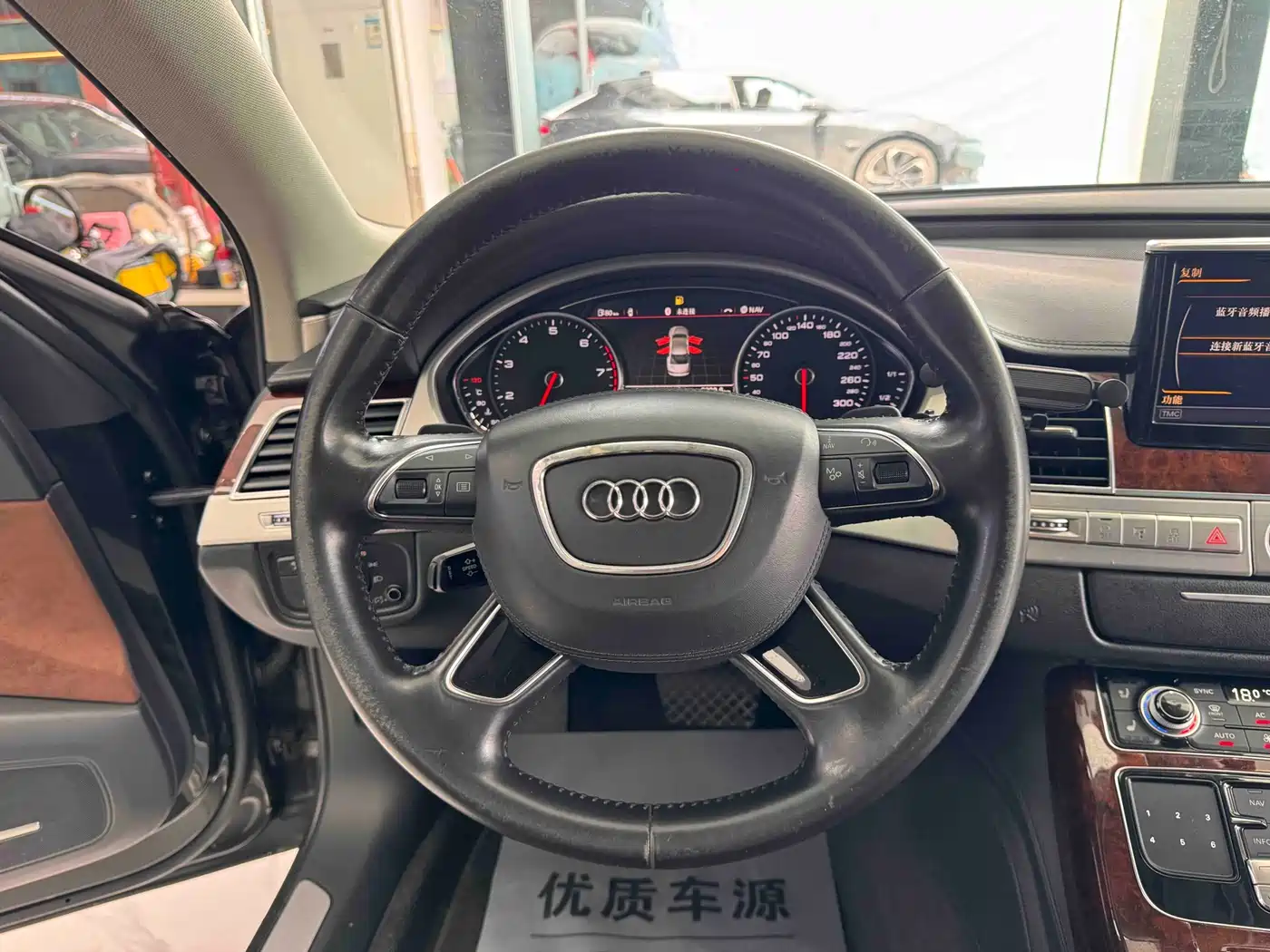 Audi A8 2013 A8L 45 TFSI quattro Luxury фото 20