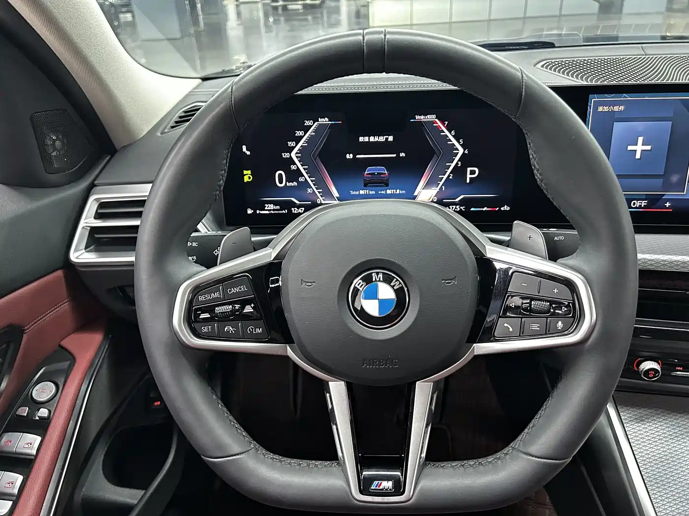 BMW 3 Series 2024 330Li M Sport Shadowline Package фото 29