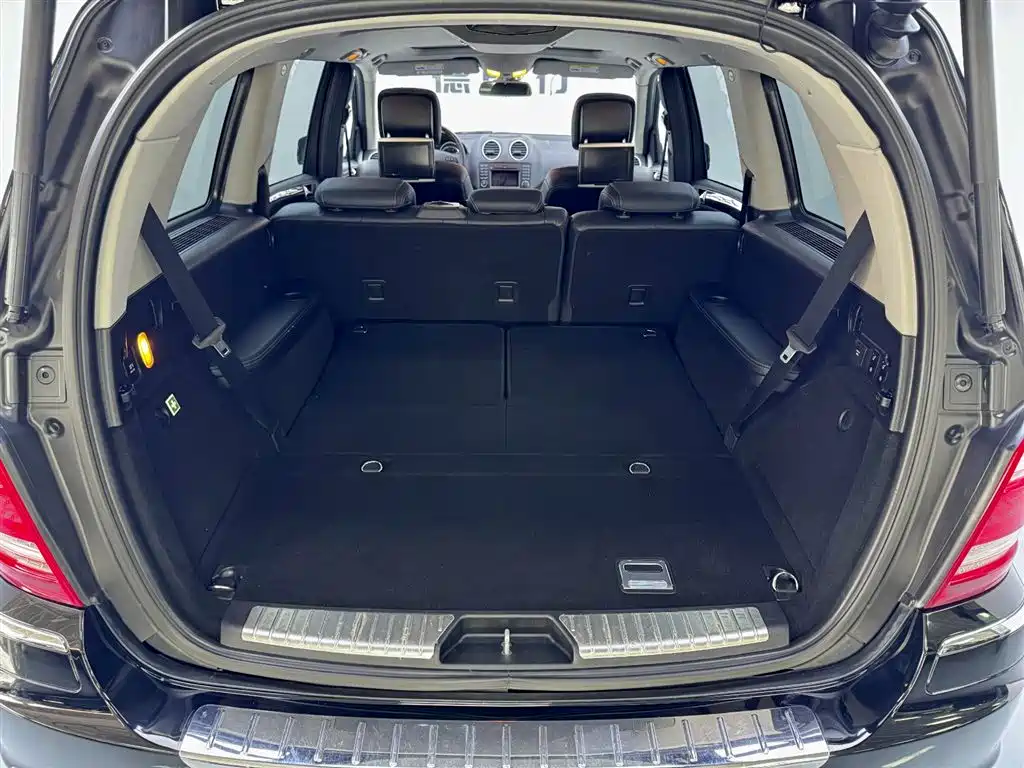 Mercedes-Benz GL-Class фото 9