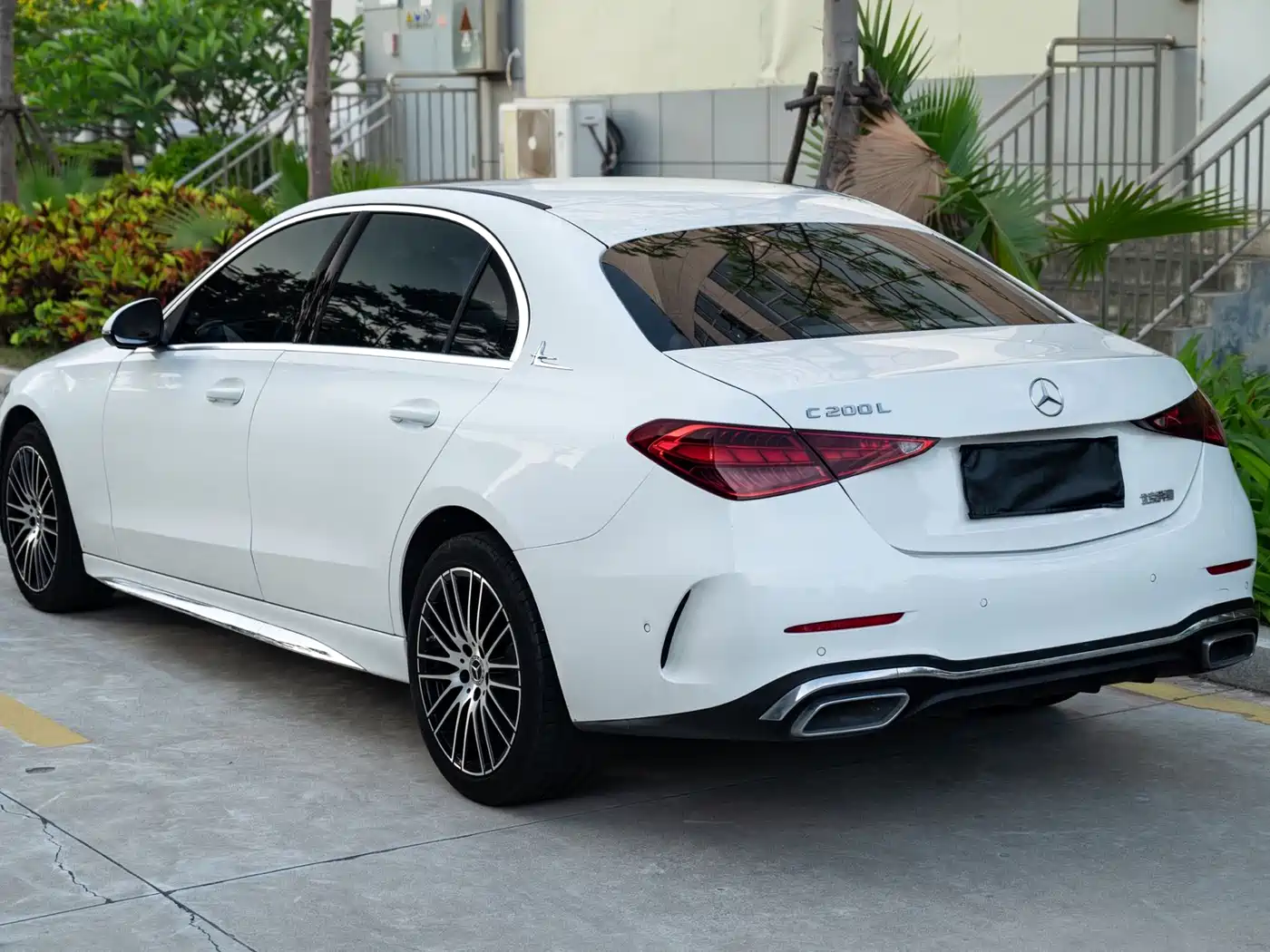 Mercedes-Benz C-Class 2023 C 200 L Sport фото 3