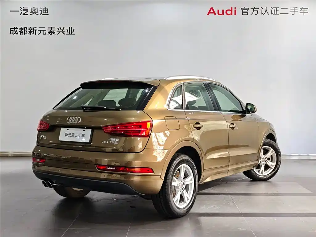Фото 4 - Audi Q3