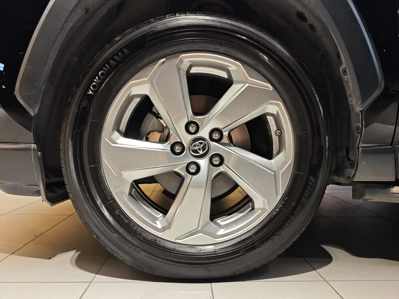 Toyota RAV4 Rongfang 2020 2.0L CVT 2WD Trend Edition фото 5
