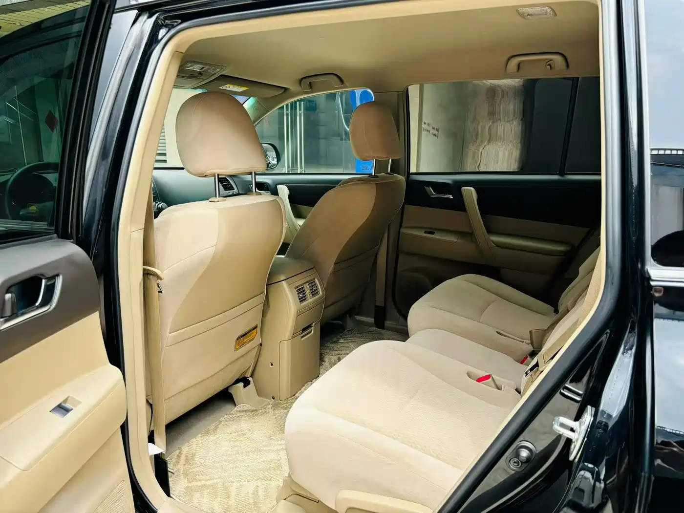 Toyota Highlander 2012 2.7L 2WD 5-seater Elite Edition фото 6
