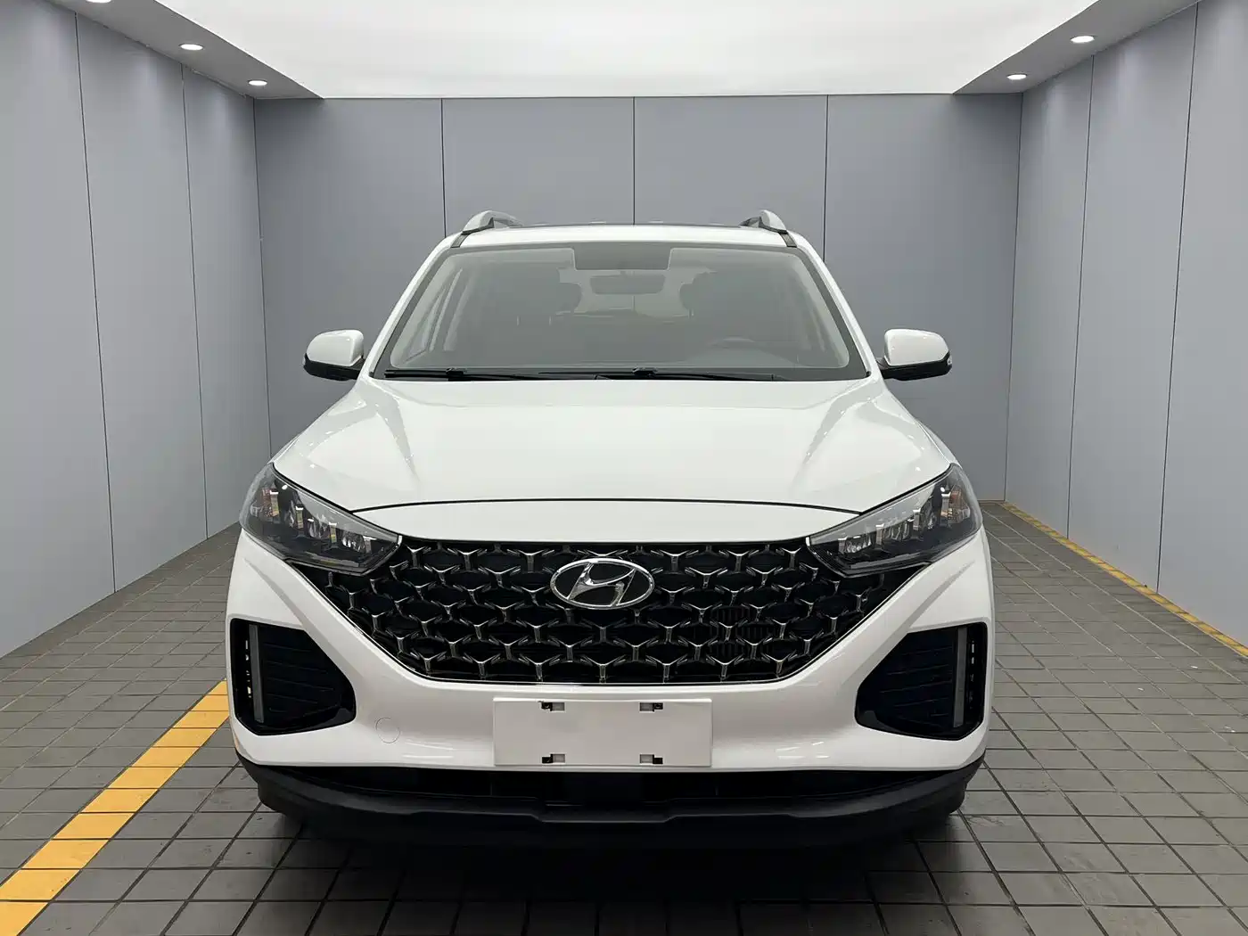 Hyundai Beijing Hyundai ix35 2021 240TGDi DCT 2WD GLS Leading Edition фото 2