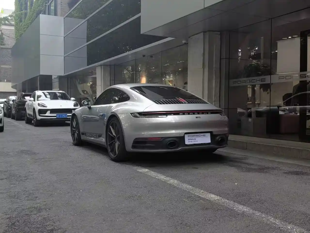Porsche 911 2023 Carrera 3.0T фото 12