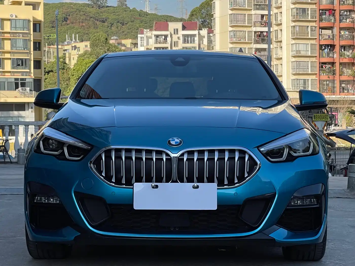BMW 2 Series (Import) 2023 225i 4-Door Coupe M Sport Package фото 2
