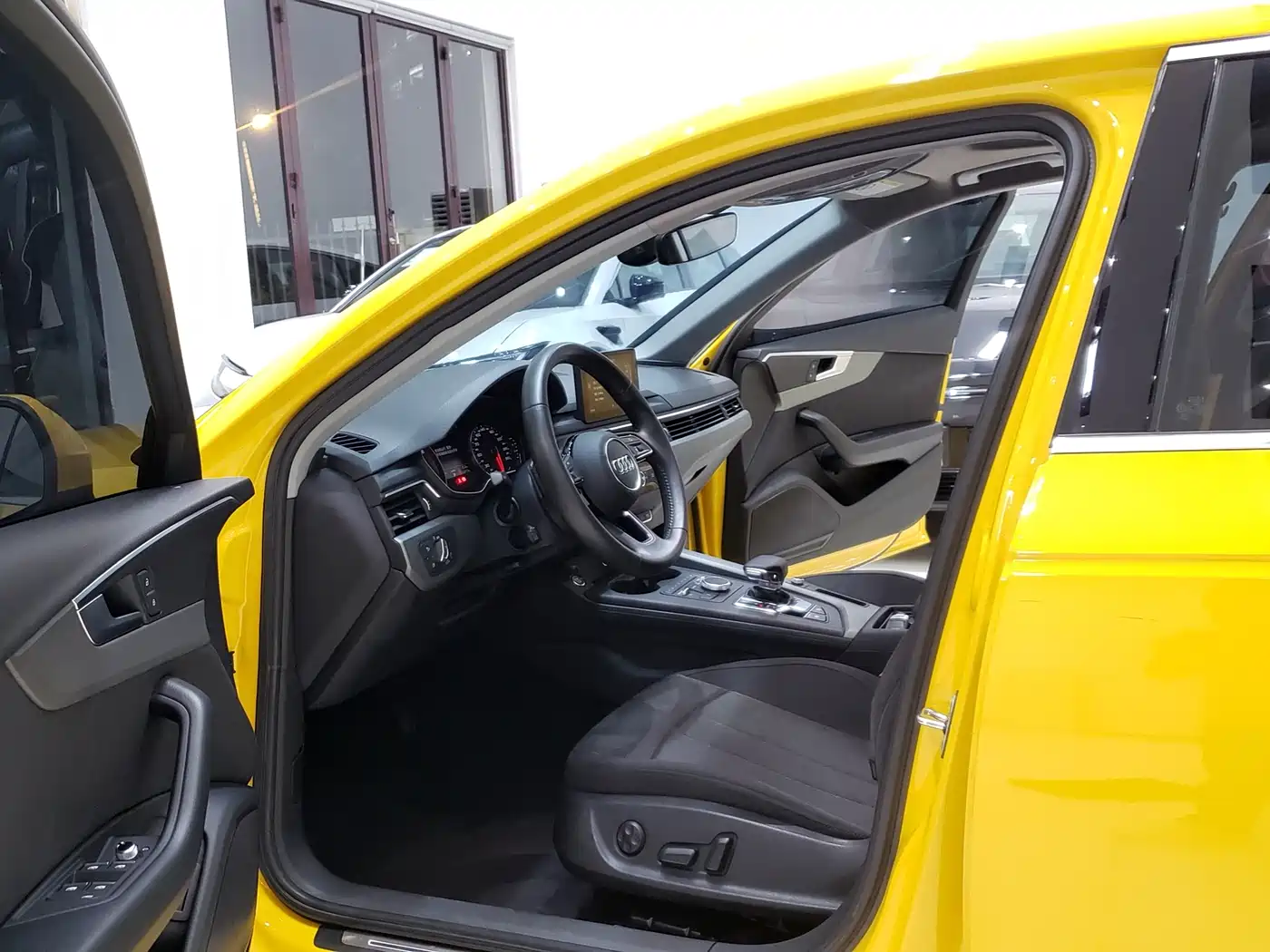Audi A4L 2018 30th Anniversary 40 TFSI Progressive фото 4