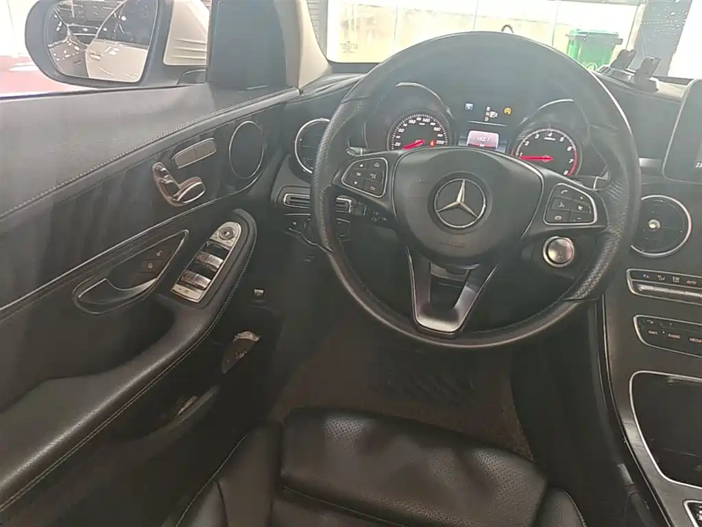 Mercedes-Benz C-Class 2015 C 200 L Sport фото 11