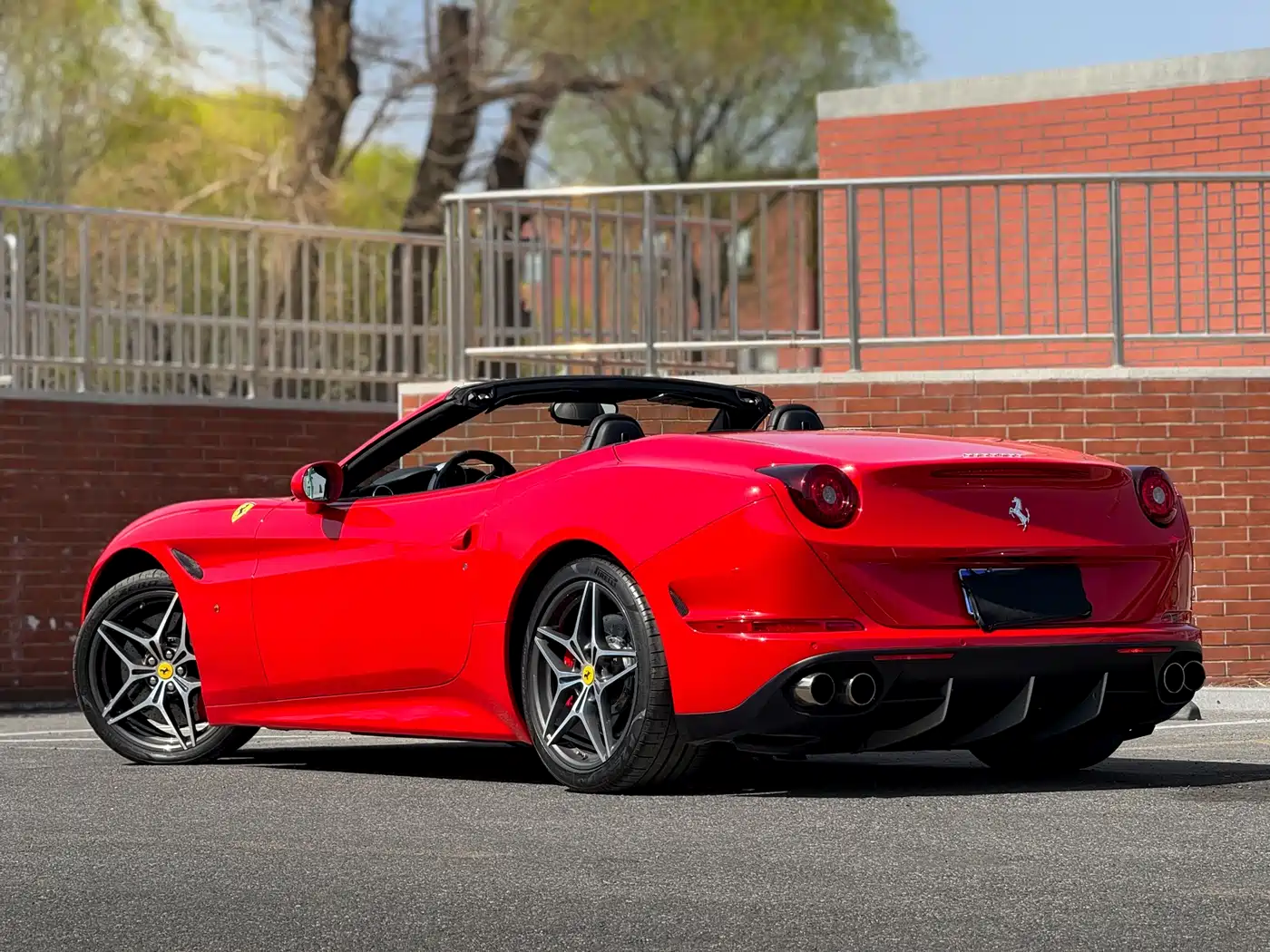 Ferrari California T 2015 3.9T Standard фото 17