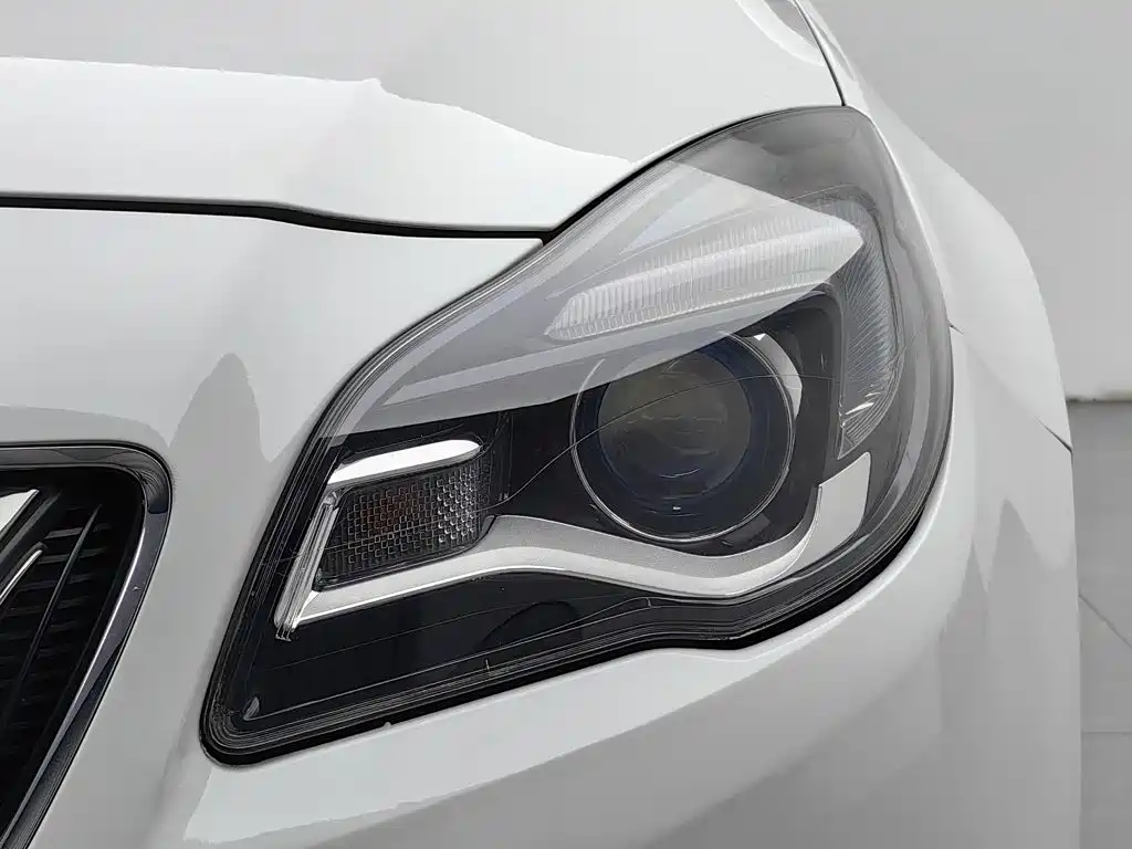 Фото 7 - Buick Regal
