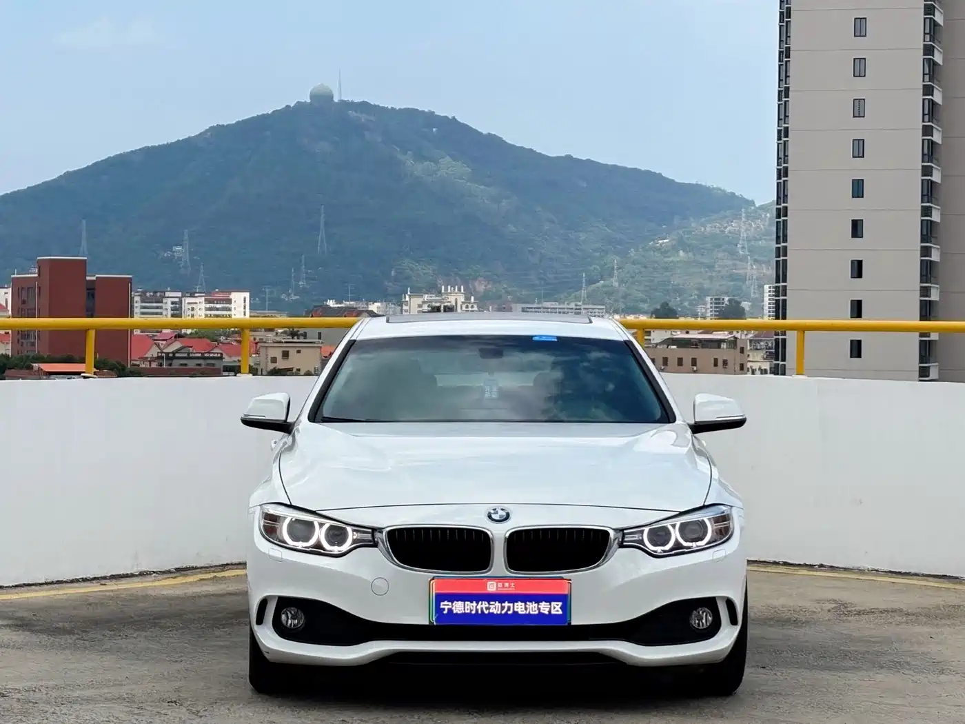 BMW 4 Series 2014 420i Gran Coupe Fashion Edition фото 2