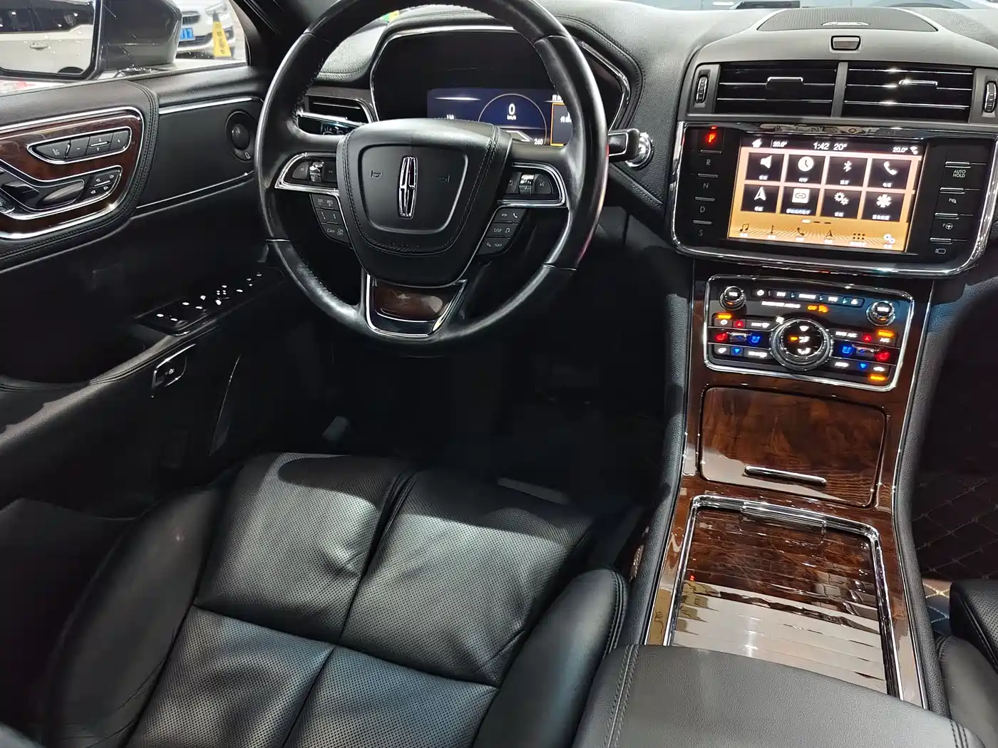 Lincoln Continental 2017 2017 3.0T AWD Prestige Edition