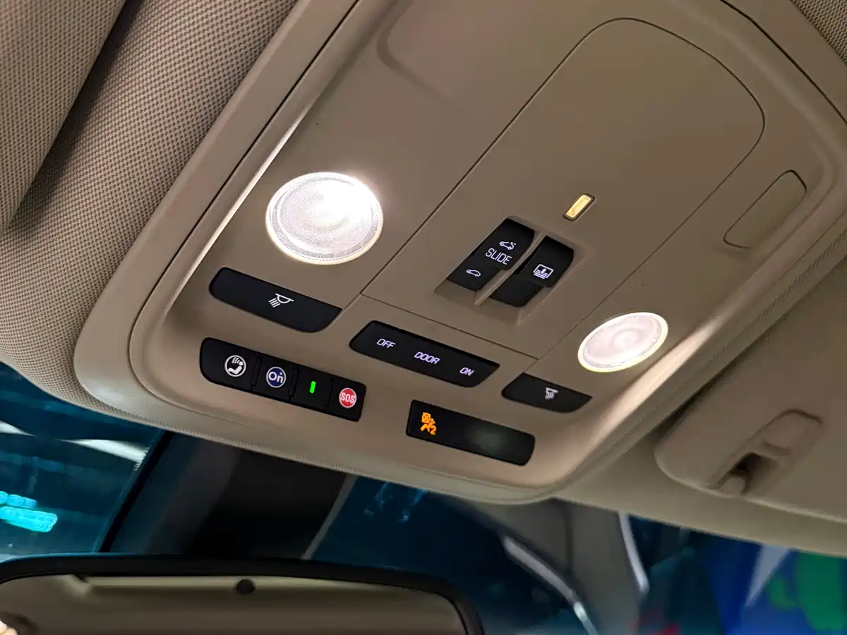 Cadillac XTS 2018 28T Elite фото 9