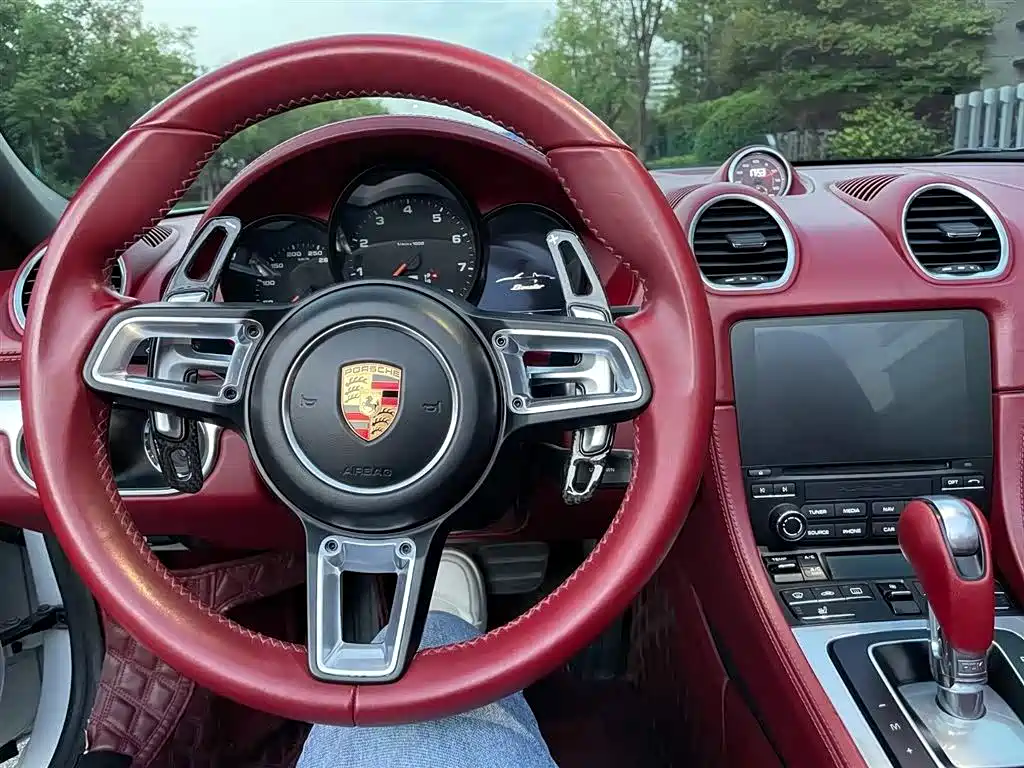 Porsche 718 2018 Boxster 2.0T фото 10