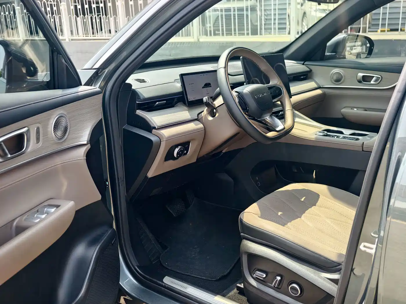 Chery Fengyun Fengyun T8 2025 2025 1.5T 130km Premium Edition 5-Seater