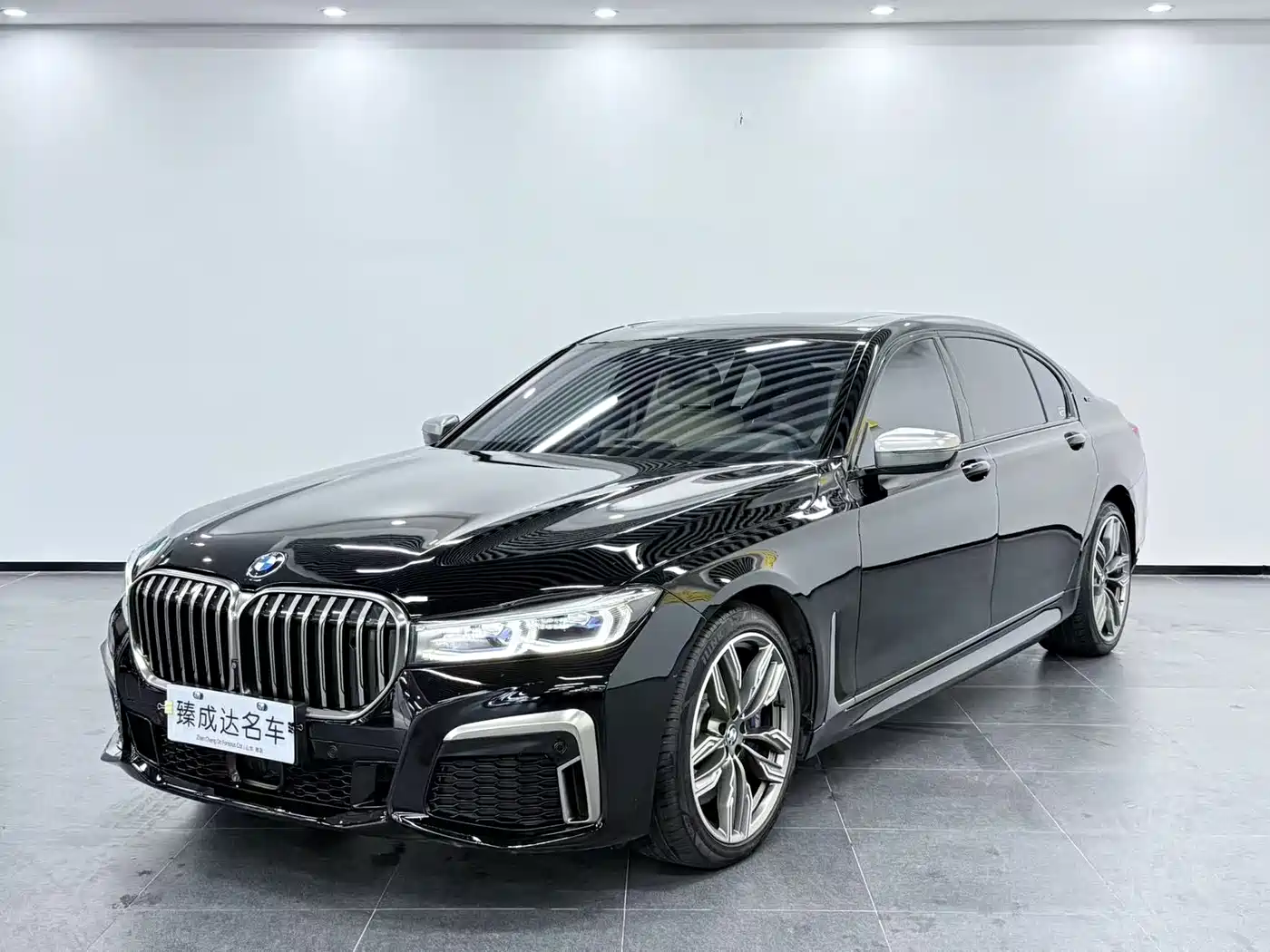 BMW 7 Series 2017 M760Li xDrive