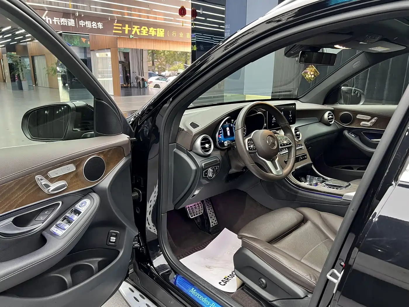 Mercedes-Benz GLC 2020 Facelift GLC 260 L 4MATIC Luxury фото 7