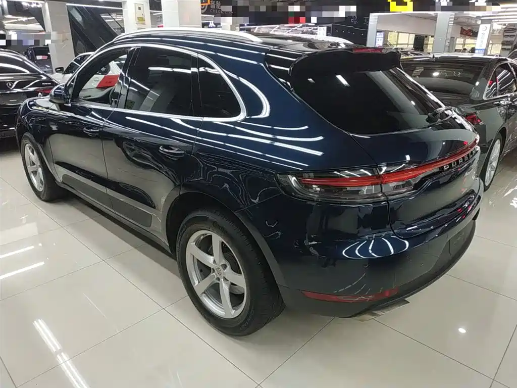 Porsche Macan 2018 Macan 2.0T фото 23