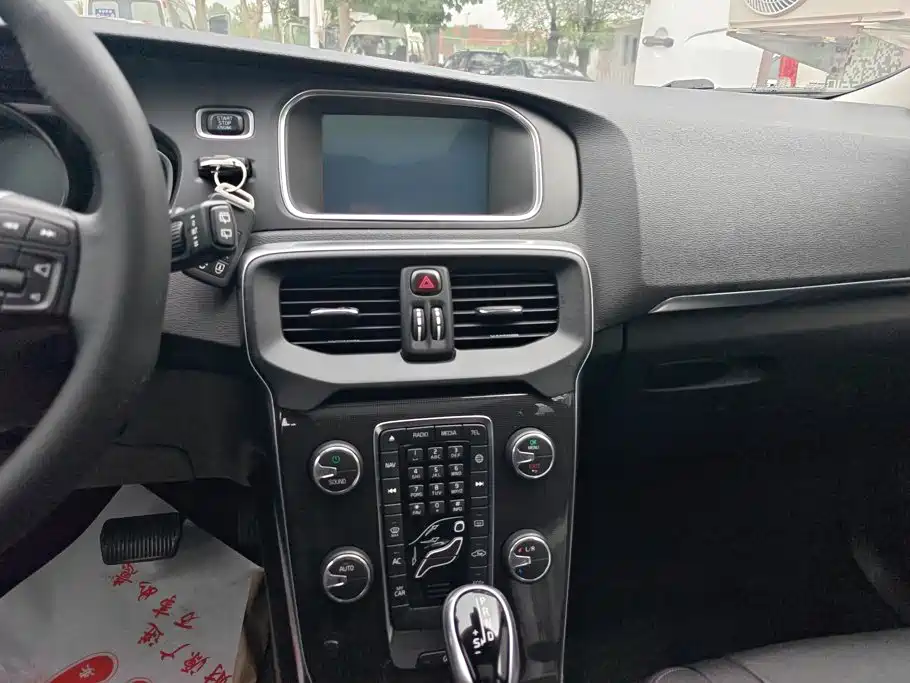 Volvo V40 2017 2017 T3 Inscription