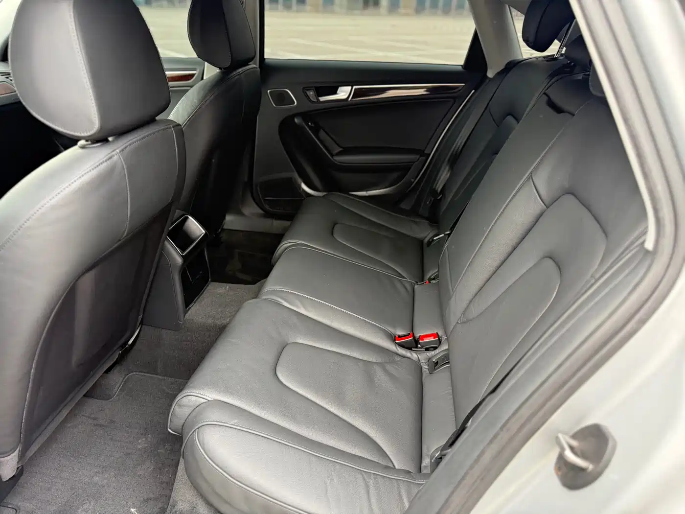 Audi A4L 2013 35 TFSI Automatic Comfort фото 7