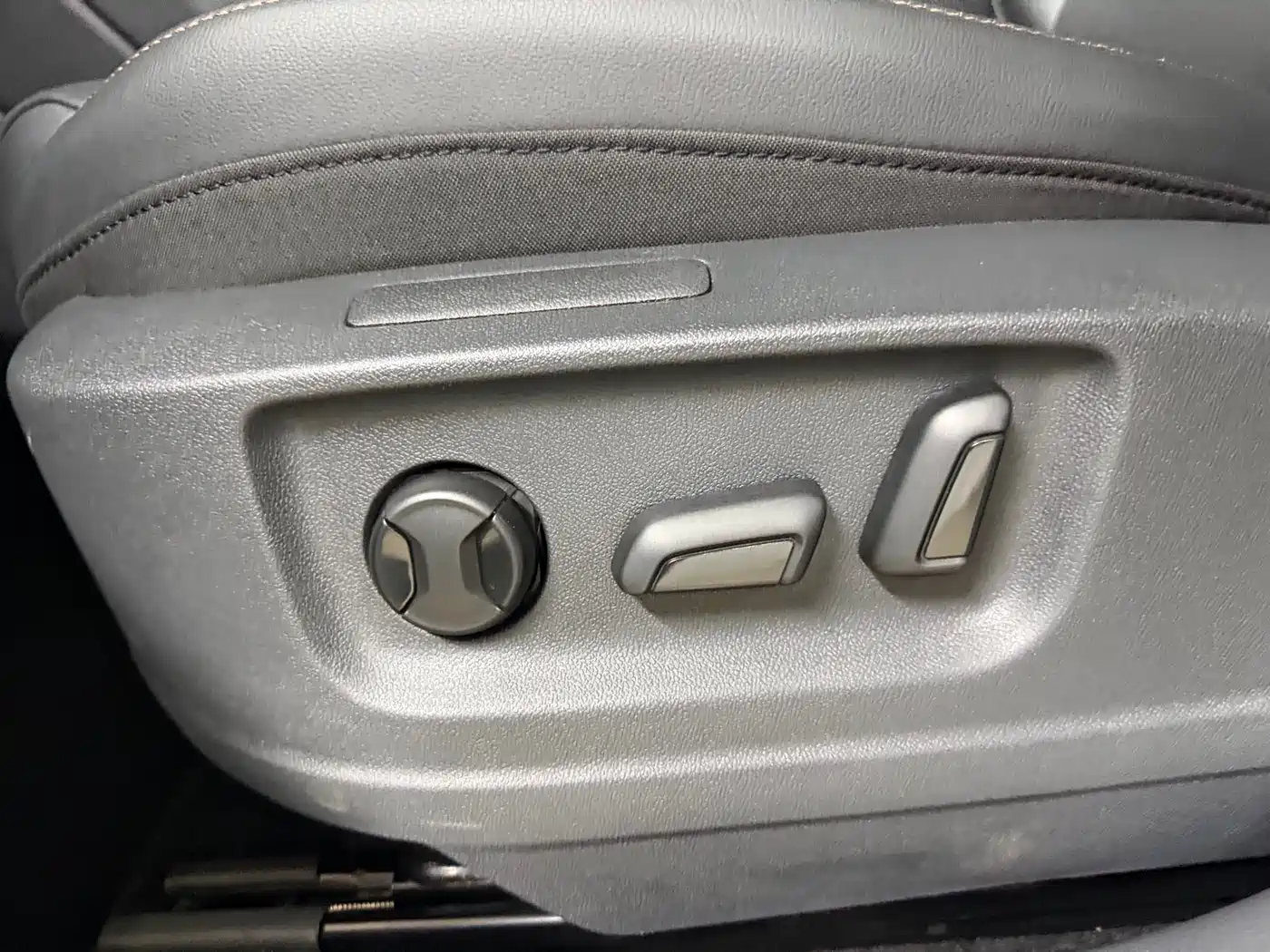 Volkswagen Tharu 2021 Model 280TSI 2WD Luxury Edition фото 15