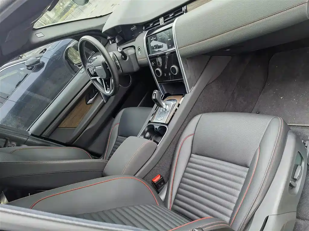 LAND ROVER DISCOVER SPORTS