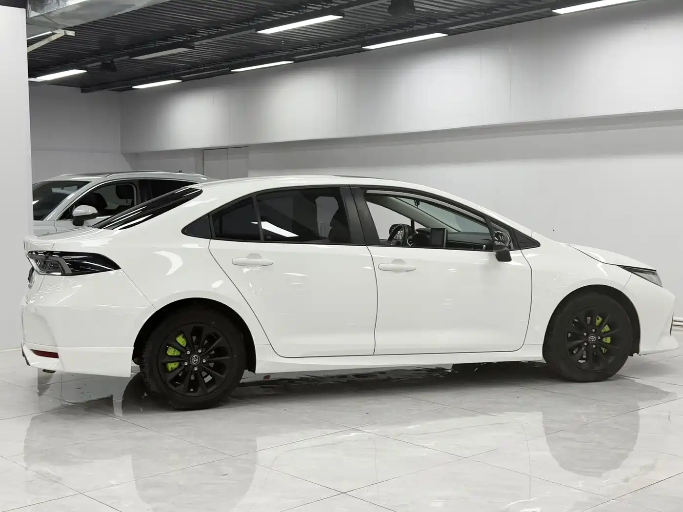 Toyota Corolla 2021 TNGA 1.5L CVT GR SPORT Edition фото 6