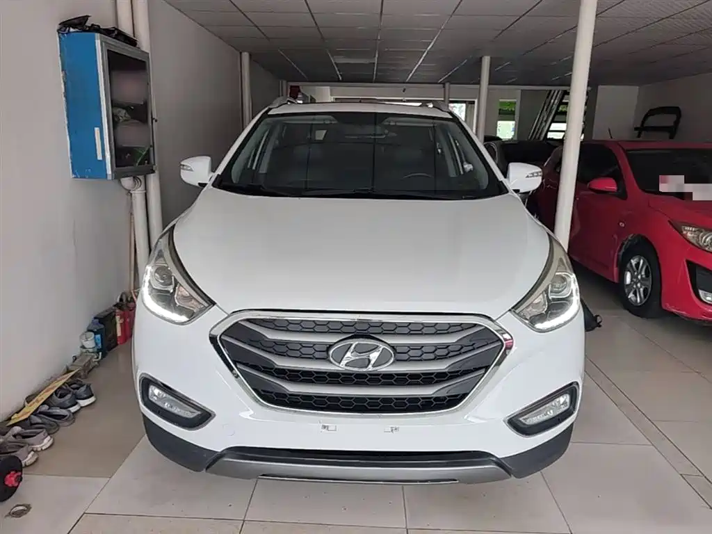 Hyundai Beijing Hyundai ix35 2015 2.0L Automatic 2WD Smart Type China IV фото 3