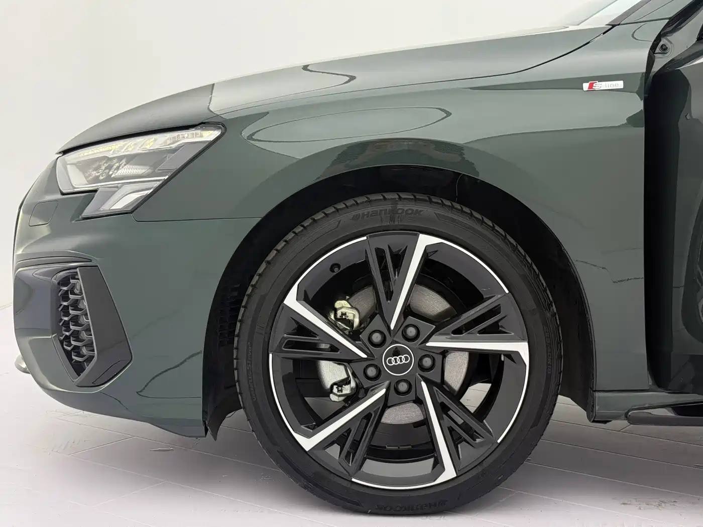 Audi A3 2023 Facelift Sportback 35 TFSI Fashion Sport фото 23