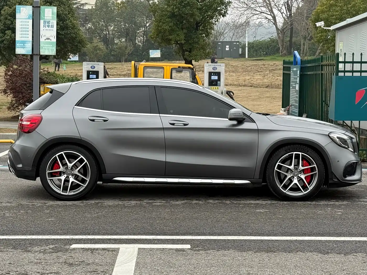 Mercedes-Benz GLA AMG 2017 AMG GLA 45 4MATIC фото 4