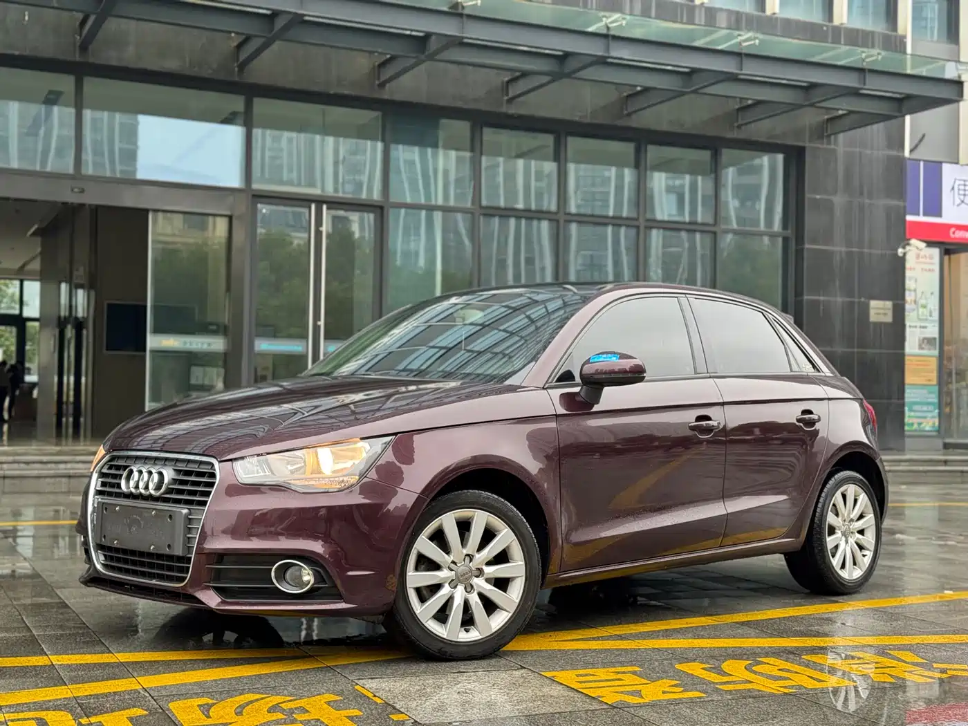 Audi A1 2013 Model 30 TFSI Sportback Ego