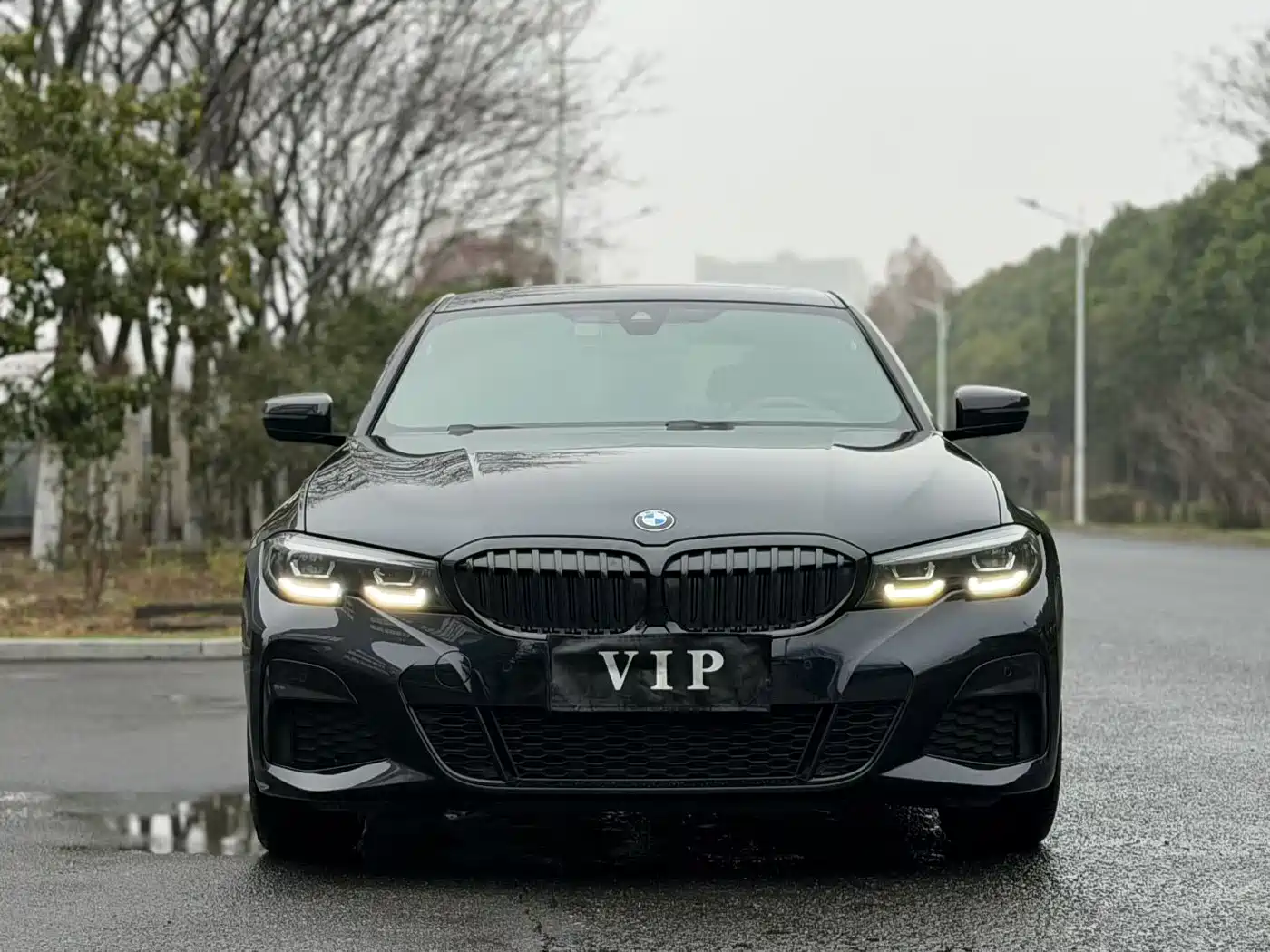 BMW 3 Series 2022 330i M Sport Shadow Edition фото 2