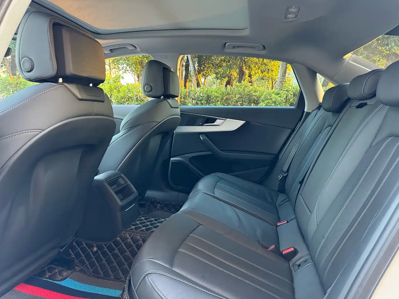 Audi A4L 2020 40 TFSI Fashion Dynamic Edition фото 7