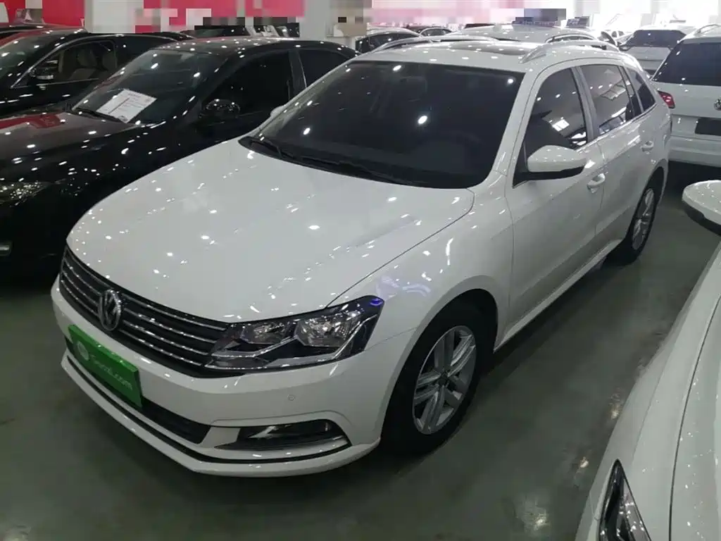 Volkswagen Lavida Tour 2017 230TSI DSG Comfort Edition фото 2