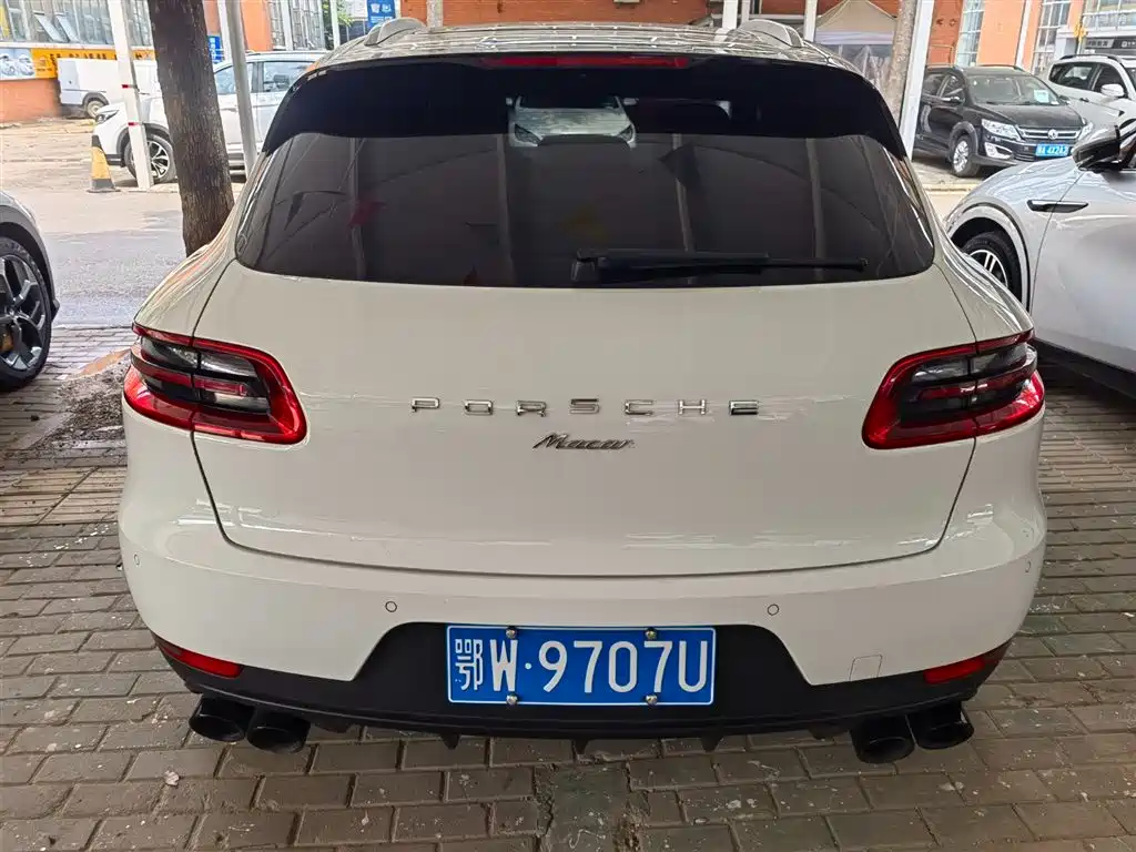 Porsche Macan 2017 Macan 2.0T фото 14
